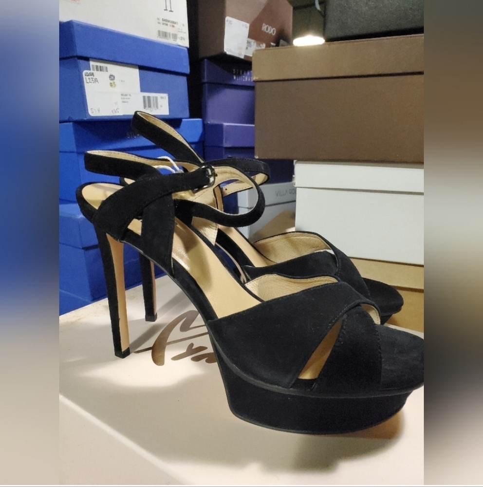 NIB Bibi Lou heels